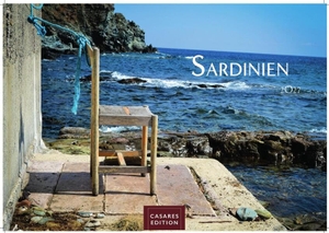 Sardinien Kalender 2027 - Wandkalender | Fotokalender Italien 24x35 cm - mit 12 traumhaften Motiven der Mittelmeerinsel.. Casares Fine Art Edition, 2026.
