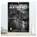 NEW YORK CITY Monochrome Stadtansichten (hochwertiger Premium Wandkalender 2025 DIN A2 hoch), Kunstdruck in Hochglanz