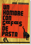 Un hombre con gafas de pasta