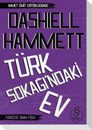 Türk Sokagindaki Ev