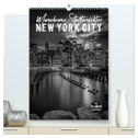 NEW YORK CITY Monochrome Stadtansichten (hochwertiger Premium Wandkalender 2025 DIN A2 hoch), Kunstdruck in Hochglanz