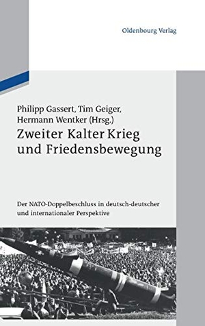 Gassert, Philipp / Hermann Wentker et al (Hrsg.). Zweiter Kalter Krieg und Friedensbewegung - Der NATO-Doppelbeschluss in deutsch-deutscher und internationaler Perspektive. De Gruyter Oldenbourg, 2011.