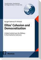 Elites' Cohesion and Democratization