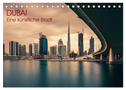 Dubai - Eine künstliche Stadt (Tischkalender 2024 DIN A5 quer), CALVENDO Monatskalender