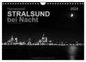 Hansestadt Stralsund bei Nacht (mit GPS-Koordinaten) (Wandkalender 2024 DIN A4 quer), CALVENDO Monatskalender