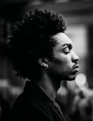 Krauer, Jens. Jens Krauer - In Plain Sight. Candid Urban Encounters. Kehrer Verlag Heidelberg, 2024.