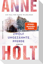 Zwölf ungezähmte Pferde