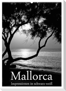 Mallorca Impressionen in schwarz-weiß (Wandkalender 2024 DIN A2 hoch), CALVENDO Monatskalender