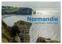 Normandie - raue Küsten, sanfte Hügel (Tischkalender 2024 DIN A5 quer), CALVENDO Monatskalender