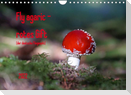 Fly agaric - rotes Gift (Wandkalender 2022 DIN A4 quer)