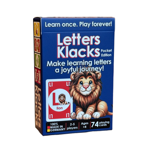 Hardt, Arne / Pia Hardt. Letters Klacks Pocket - Kartenspiel zum spielerischen Entdecken des englischen Alphabets | 2-5 Spieler | ab 4 Jahren. Alster- und ElbHarmonie, 2026.