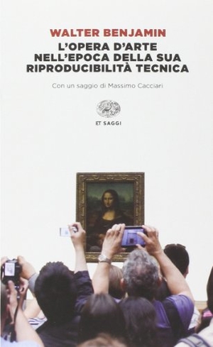 Benjamin, Walter. L' opera d'arte nell'epoca della sua riproducibilità tecnica. Einaudi, 2014.