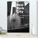 New York City Schwarz auf Weiß (Premium, hochwertiger DIN A2 Wandkalender 2023, Kunstdruck in Hochglanz)