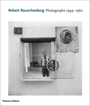 White, David. Robert Rauschenberg - Photographs 1949 - 1962. Thames & Hudson IWUK, 2011.