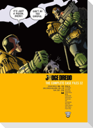 Judge Dredd: The Complete Case Files 32