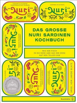 Glatz, Jakob (Hrsg.). Das große Nuri Sardinen Kochbuch - Eine Reise nach Portugal - Wie der Fisch in die Dose und aus der Dose auf den Teller kam. Brandstätter Verlag, 2022.