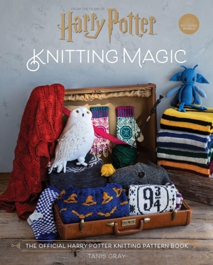 Gray, Tanis. Harry Potter Knitting Magic - The official Harry Potter knitting pattern book. Harper Collins Publ. UK, 2020.