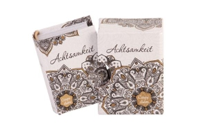 Achtsamkeit - MInibuch im Schuber mit Glitzerlack. Edition XXL GmbH, 2018.