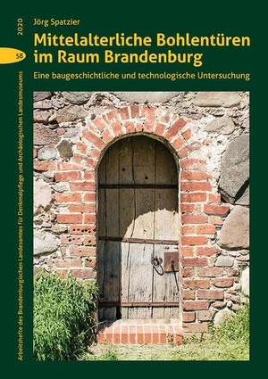 Spatzier, Jörg. Mittelalterliche Bohlentüren - Eine baugeschichtliche und technologische Untersuchung. Baessler, Hendrik Verlag, 2021.