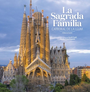Vivas, Pere / Chiara Curti. La Sagrada Família : catedral de la llum. Triangle Postals, S.L., 2022.