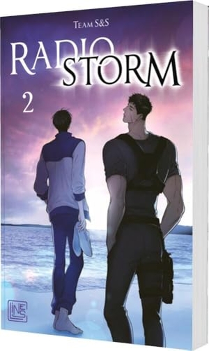 Team S&S. Radio Storm 2 - Dystopischer Boys-Love-Manhwa für Erwachsene über einen begabten Jungen zwischen Überleben und verbotener Liebe - limitierte Auflage mit Photocard. Carlsen Verlag GmbH, 2025.