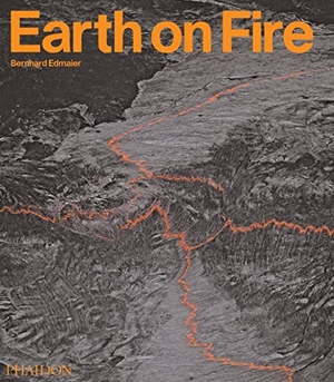 Jung-Hüttl, Angelika. Earth on Fire - How Volcanoes Shape Our Planet. Phaidon Press, 2009.