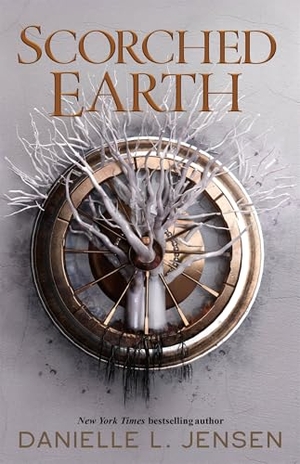 Jensen, Danielle L.. Scorched Earth. Macmillan Publishers Int Ltd - MDL, 2025.