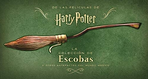 Revenson, Jody. Harry Potter : la colección de escobas y otros artefactos del mundo mágico. Norma Editorial, 2020.