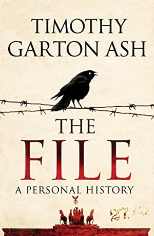 Ash, Timothy Garton. The File - A Personal History. Atlantic Books, 2009.